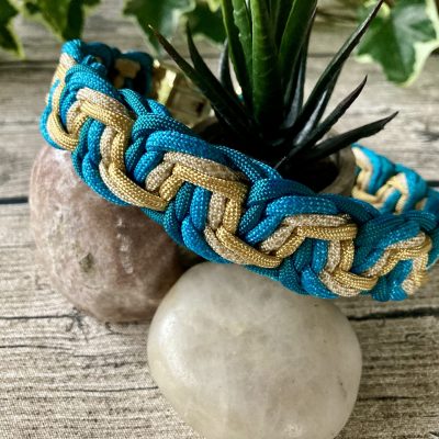 Hundehalsband aus handgeflochtenem Paracord in Farbkombi ParadiseBeach