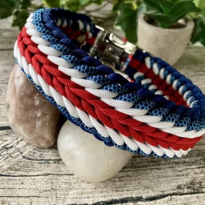 Breites Hundehalsband aus handgeflochtenem Paracord in Farbkombi SeaSide