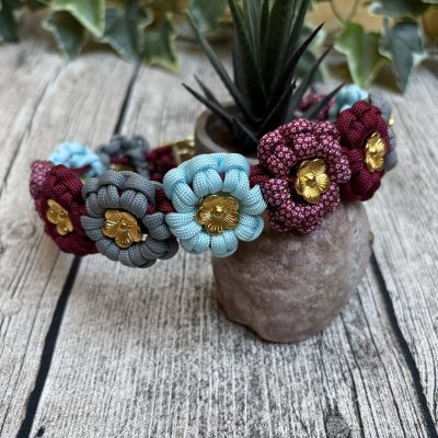 Blumen-Hundehalsband aus handgeflochtenem Paracord in Farbkombi HappyDay